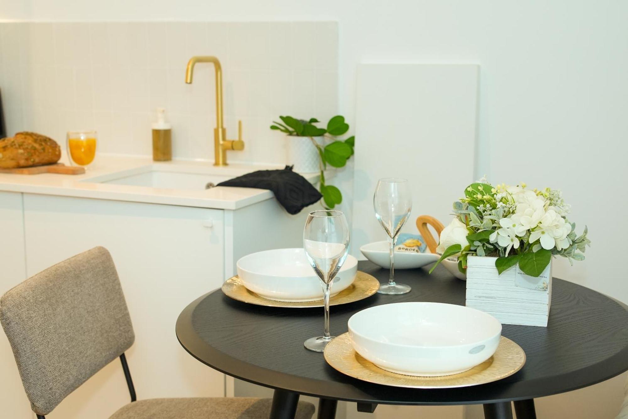 Sunrise 1 Bedroom Apartment In Central Eastbourne Ngoại thất bức ảnh
